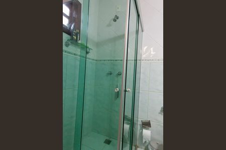 Casa de condomínio à venda com 263m², 3 quartos e 3 vagas Casa de condomínio à venda com 263m², 3 quartos e 3 vagasBanheiro Social