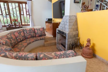 Casa de condomínio à venda com 263m², 3 quartos e 3 vagas Casa de condomínio à venda com 263m², 3 quartos e 3 vagasSala