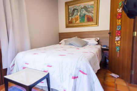 Casa de condomínio à venda com 263m², 3 quartos e 3 vagas Casa de condomínio à venda com 263m², 3 quartos e 3 vagasSuíte