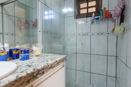Casa de condomínio à venda com 263m², 3 quartos e 3 vagas Casa de condomínio à venda com 263m², 3 quartos e 3 vagasBanheiro da Suíte