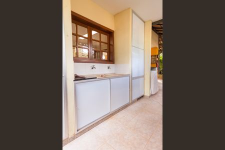 Casa de condomínio à venda com 263m², 3 quartos e 3 vagas Casa de condomínio à venda com 263m², 3 quartos e 3 vagasÁrea de Serviço