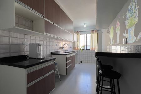 Apartamento para alugar com 65m², 2 quartos e 1 vaga Apartamento para alugar com 65m², 2 quartos e 1 vagaCozinha e Área de Serviço