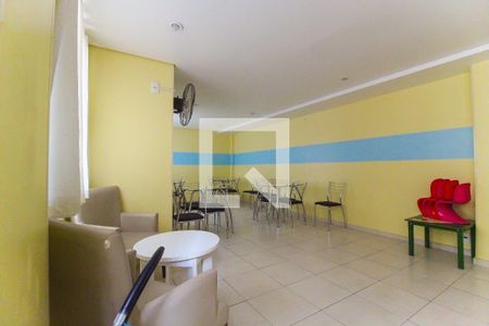 Casa à venda com 55m², 2 quartos e 2 vagas Casa à venda com 55m², 2 quartos e 2 vagasÁrea comum - Salão de festas