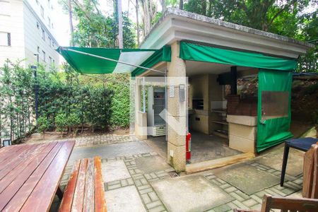 Casa à venda com 55m², 2 quartos e 2 vagas Casa à venda com 55m², 2 quartos e 2 vagasÁrea comum - Churrasqueira