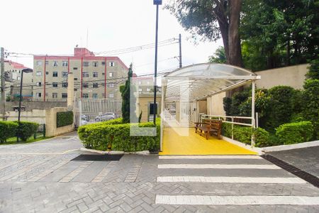 Casa à venda com 55m², 2 quartos e 2 vagas Casa à venda com 55m², 2 quartos e 2 vagasFachada