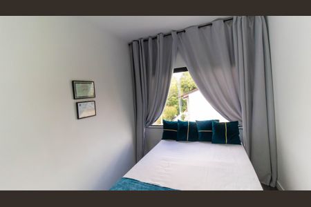 Casa à venda com 240m², 4 quartos e 2 vagas Casa à venda com 240m², 4 quartos e 2 vagasQuarto 1