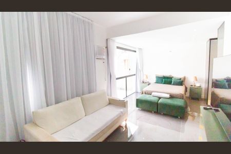 Casa à venda com 240m², 4 quartos e 2 vagas Casa à venda com 240m², 4 quartos e 2 vagasSuíte 2