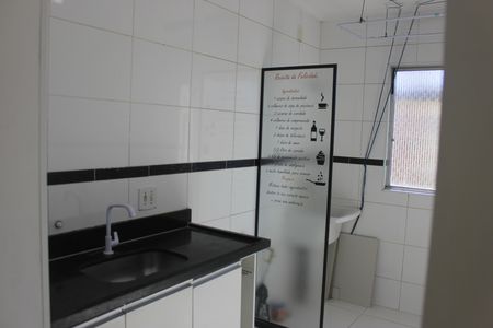 Apartamento à venda com 53m², 2 quartos e 1 vagaCozinha e área de serviço 