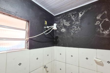 Banheiro social de casa à venda com 1 quarto, 40m² em Batistini, São Bernardo do Campo