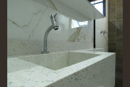 Apartamento à venda com 55m², 2 quartos e 1 vagaBanheiro da Suíte