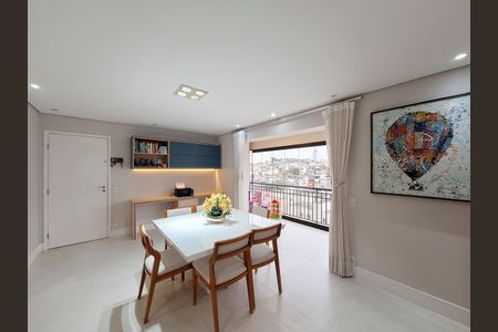 Apartamento à venda com 92m², 2 quartos e 2 vagas Apartamento à venda com 92m², 2 quartos e 2 vagasSala