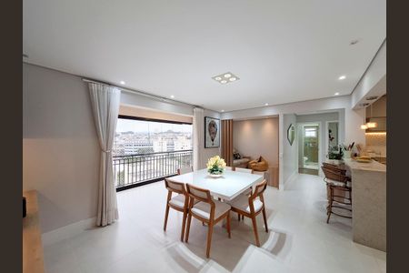 Apartamento à venda com 92m², 2 quartos e 2 vagas Apartamento à venda com 92m², 2 quartos e 2 vagasSala