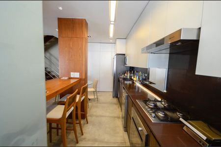 Apartamento à venda com 180m², 3 quartos e 2 vagasCozinha