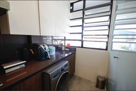 Apartamento à venda com 180m², 3 quartos e 2 vagasÁrea de Serviço