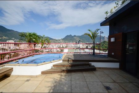 Apartamento à venda com 180m², 3 quartos e 2 vagasTerraço