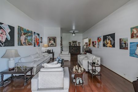 Apartamento à venda com 206m², 3 quartos e 1 vagaSala