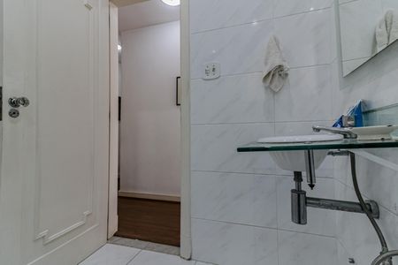 Apartamento à venda com 206m², 3 quartos e 1 vagaBanheiro Social