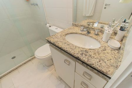 Apartamento à venda com 98m², 3 quartos e 2 vagasBanheiro da Suíte 2