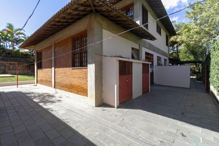 Casa à venda com 2000m², 7 quartos e 8 vagasQuintal