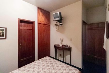 Casa à venda com 2000m², 7 quartos e 8 vagasSuíte 4