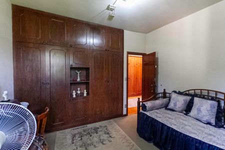 Casa à venda com 2000m², 7 quartos e 8 vagasQuarto 2