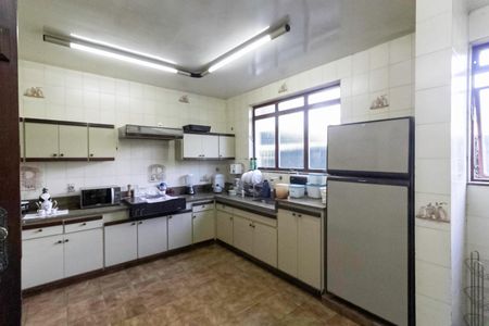 Casa à venda com 2000m², 7 quartos e 8 vagasCozinha