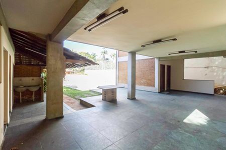 Casa à venda com 2000m², 7 quartos e 8 vagasQuintal