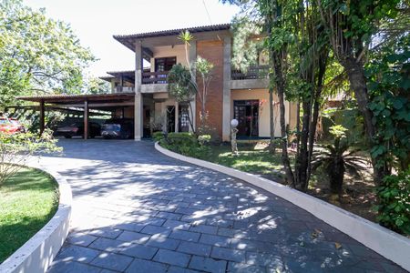 Casa à venda com 2000m², 7 quartos e 8 vagasFachada