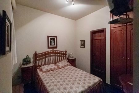 Casa à venda com 2000m², 7 quartos e 8 vagasSuíte 4