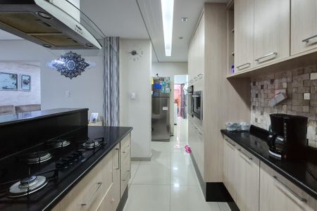 Casa à venda com 236m², 3 quartos e 3 vagasCozinha