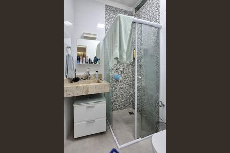 Casa à venda com 236m², 3 quartos e 3 vagasBanheiro da Suíte 2