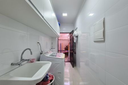 Casa à venda com 236m², 3 quartos e 3 vagasÁrea de Serviço