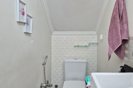 Casa à venda com 236m², 3 quartos e 3 vagasLavabo