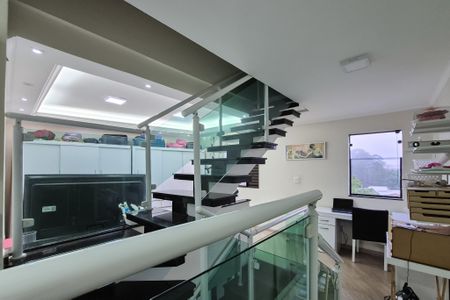 Casa à venda com 236m², 3 quartos e 3 vagasacesso aos quartos