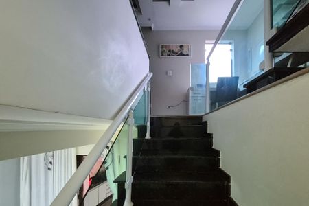 Casa à venda com 236m², 3 quartos e 3 vagasacesso aos quartos