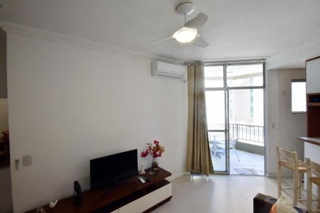 Apartamento para alugar com 51m², 1 quarto e 1 vaga Apartamento para alugar com 51m², 1 quarto e 1 vagaSala