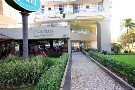 Apartamento para alugar com 51m², 1 quarto e 1 vaga Apartamento para alugar com 51m², 1 quarto e 1 vagaFachada