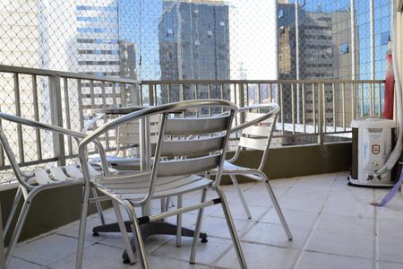 Apartamento para alugar com 51m², 1 quarto e 1 vaga Apartamento para alugar com 51m², 1 quarto e 1 vagaVaranda