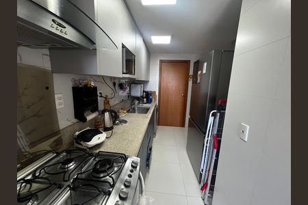 Apartamento para alugar com 93m², 4 quartos e 2 vagas Apartamento para alugar com 93m², 4 quartos e 2 vagasCozinha