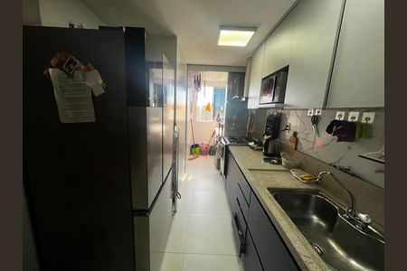 Apartamento para alugar com 93m², 4 quartos e 2 vagas Apartamento para alugar com 93m², 4 quartos e 2 vagasCozinha