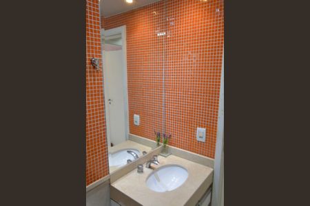 Apartamento à venda com 110m², 4 quartos e 2 vagas Apartamento à venda com 110m², 4 quartos e 2 vagasBanheiro