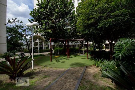 Apartamento à venda com 110m², 4 quartos e 2 vagas Apartamento à venda com 110m², 4 quartos e 2 vagasÁrea comum - Playground