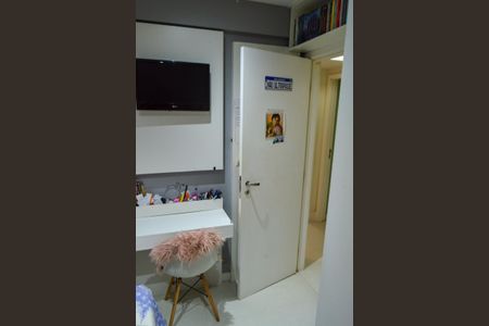 Apartamento à venda com 110m², 4 quartos e 2 vagas Apartamento à venda com 110m², 4 quartos e 2 vagasQuarto 1