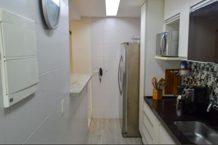 Apartamento à venda com 110m², 4 quartos e 2 vagas Apartamento à venda com 110m², 4 quartos e 2 vagasCozinha