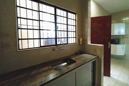 Casa à venda com 157m², 4 quartos e 2 vagasCozinha