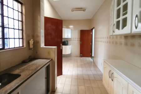 Casa à venda com 157m², 4 quartos e 2 vagasCozinha