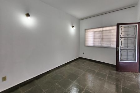 Casa à venda com 157m², 4 quartos e 2 vagasSala de Estar