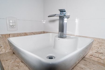 Apartamento à venda com 88m², 3 quartos e 2 vagasBanheiro Social Detalhe