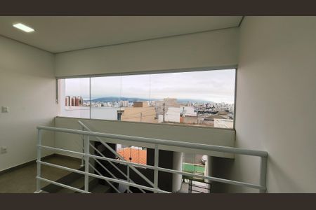 Casa de condomínio à venda com 184m², 4 quartos e 3 vagasCorredor