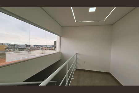 Casa de condomínio à venda com 184m², 4 quartos e 3 vagasCorredor